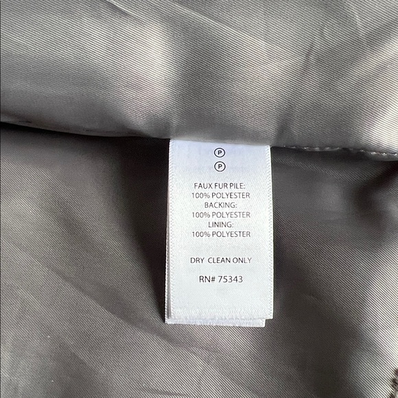 Faux fur jacket - Picture 5 of 8